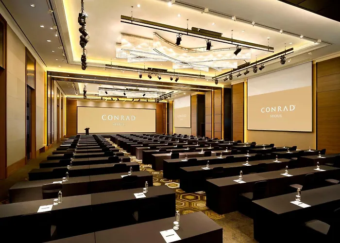 Conrad Hotel 5*