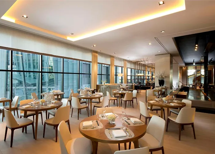 Conrad 5* Seúl