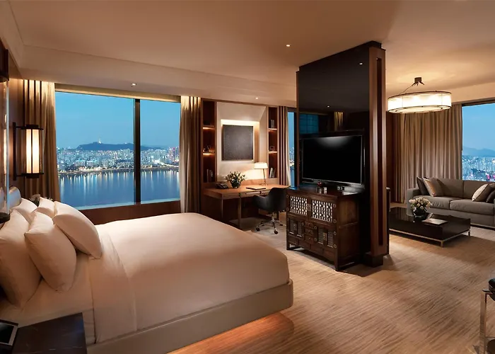 Conrad 5*