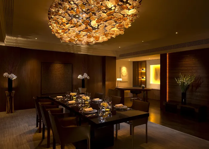 Conrad 5*